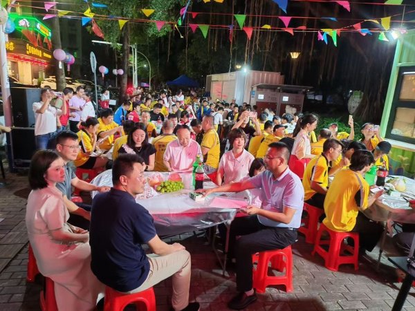 富源优配 广东省珠海市总工会举办新就业形态劳动者国庆中秋联欢活动